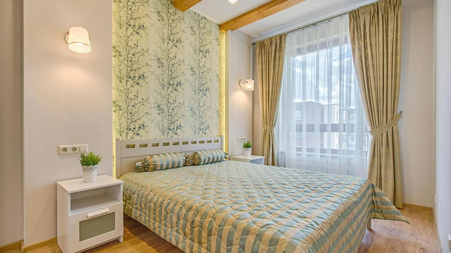 The Ambience Plaza Hotel Near Igi Delhi Airport New Delhi